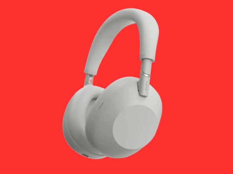 Sony WH-1000XM6 Headphones Get Biggest Discount Since Launch